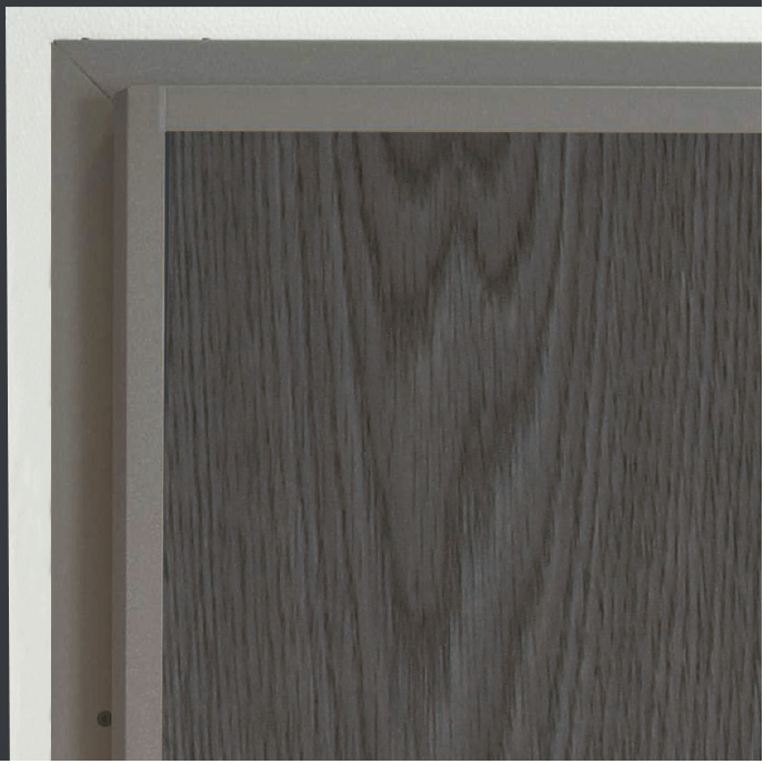 Telaio grigio marmo antico con rivestimento Rovere tinto grigio